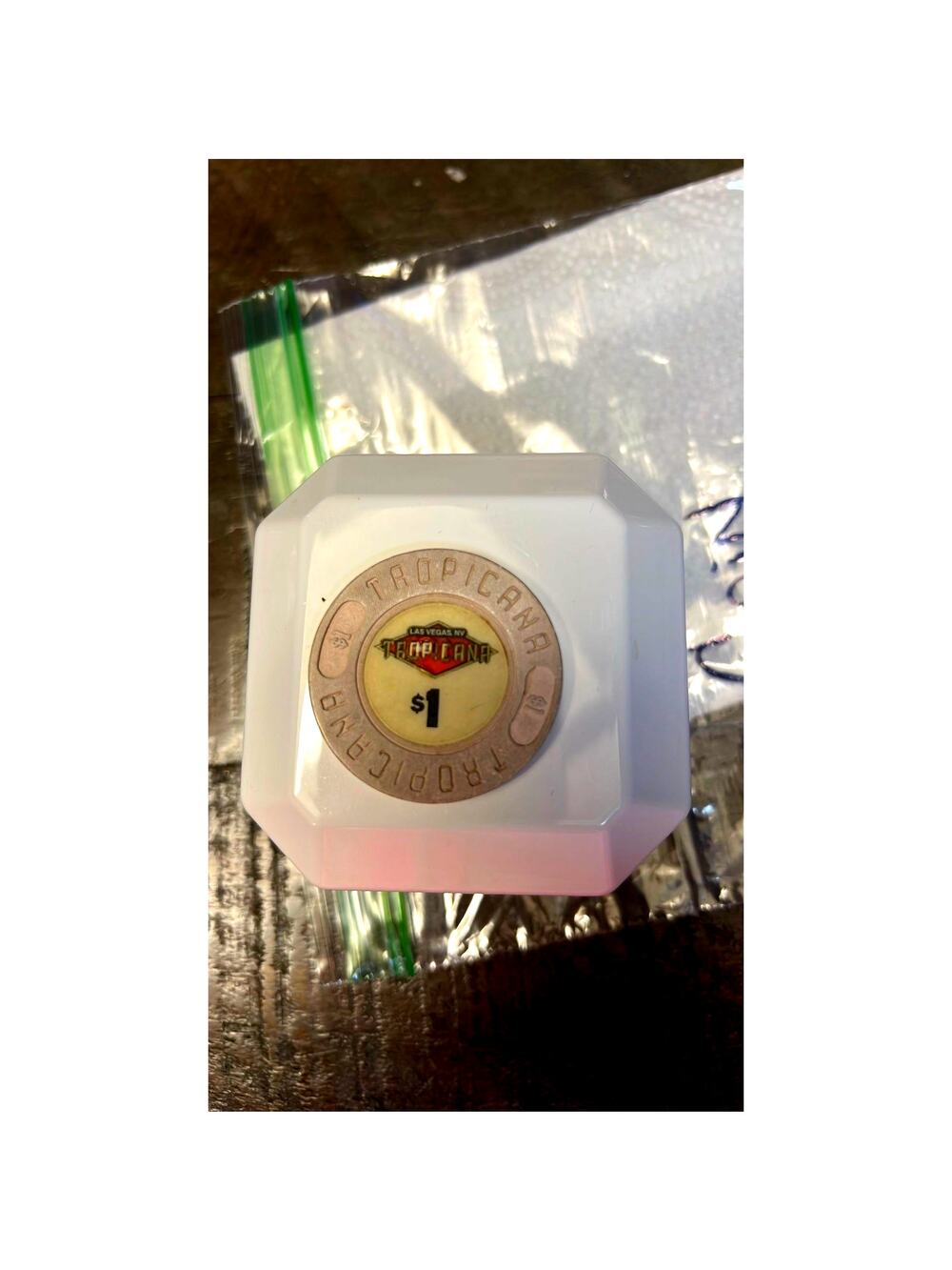 VINTAGE LAS VEGAS HISTORY!!! $1 Chip From The Tropicana Hotel & Casino